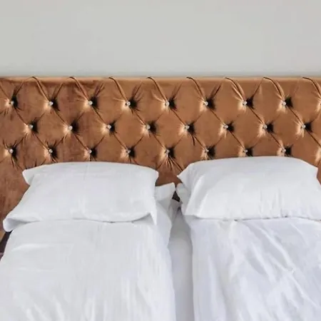 Golden Sw Barbary Lägenhet *